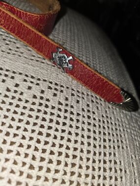 Vtg Leegin Silver Creek Red Leather Bracelet with Silver Aztec Accents